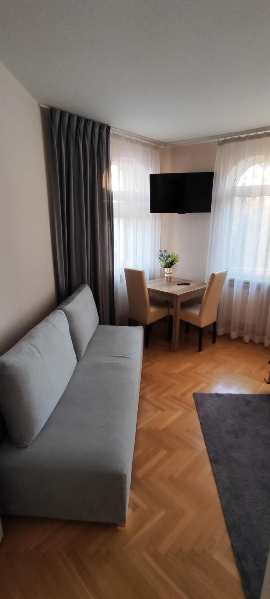 Hostel & Restauracja Santorini Бялисток Стая снимка