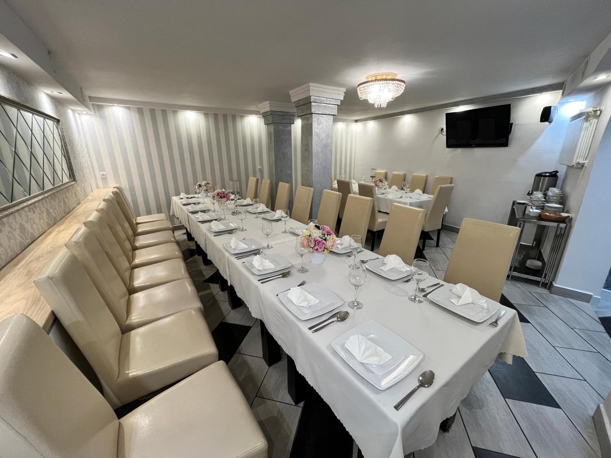Hostel & Restauracja Santorini Бялисток Екстериор снимка