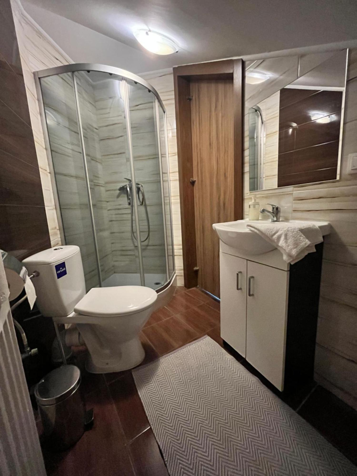 Hostel & Restauracja Santorini Бялисток Екстериор снимка