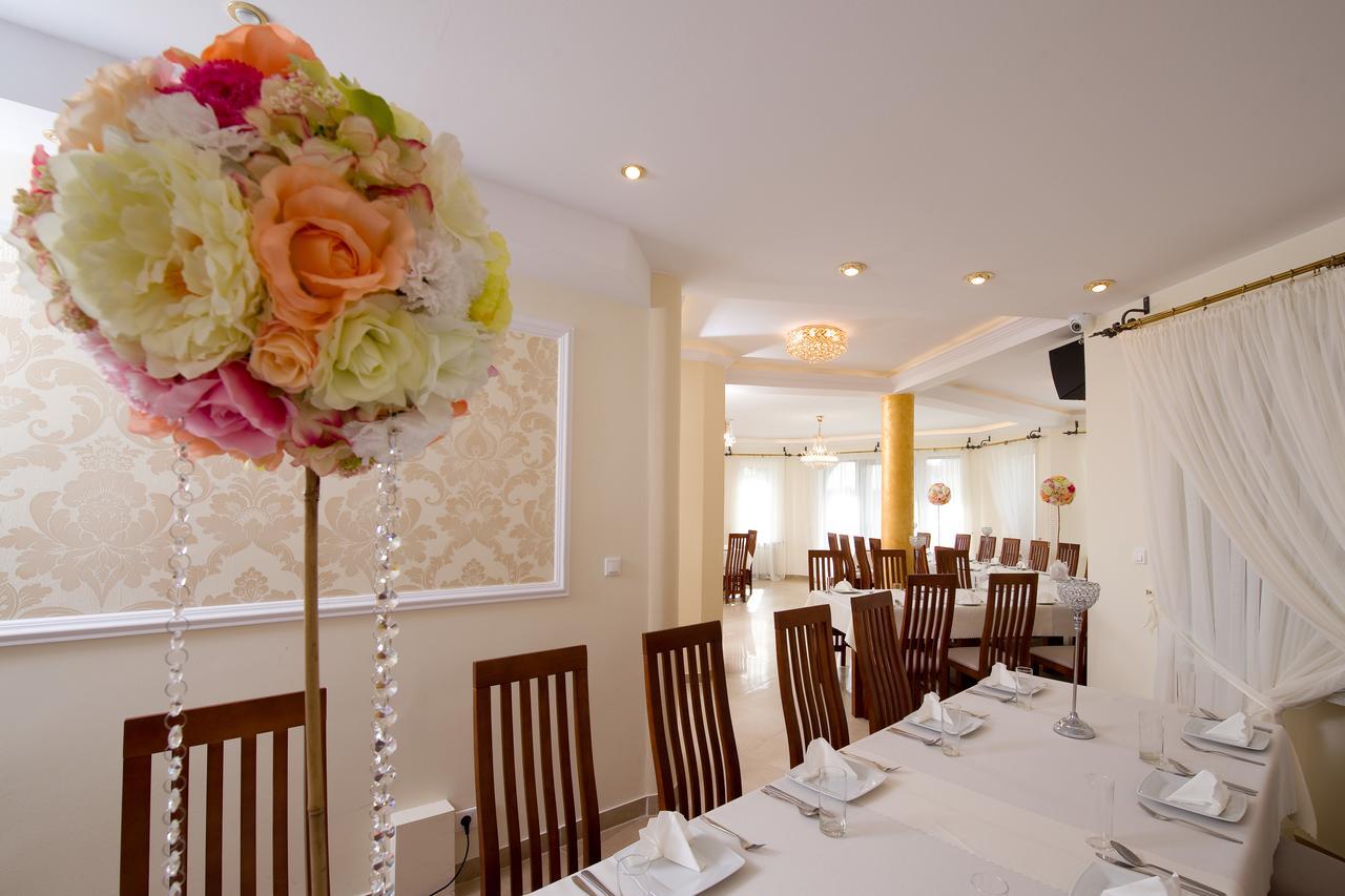 Hostel & Restauracja Santorini Бялисток Екстериор снимка